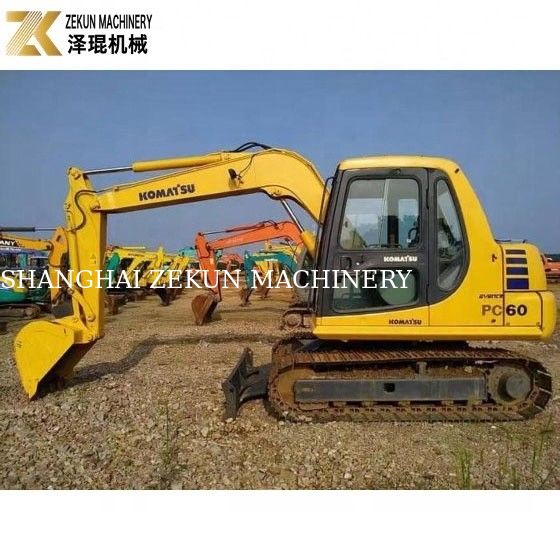 6200 kg de poids de la machine utilisée Komatsu PC60-7 excavateur du Japon pompe hydraulique d'origine