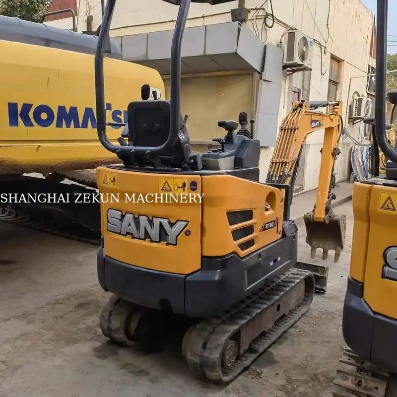 10.3KW Sany SY16C 1.6Ton Mini Excavator avec pneu en caoutchouc et pompe hydraulique d'origine
