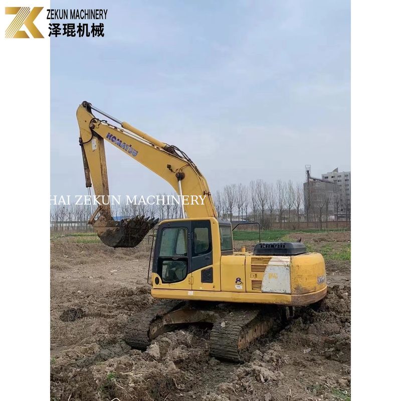 Excavateur Komatsu 200 d'occasion PC200-6 Poids de fonctionnement 20,15 tonnes