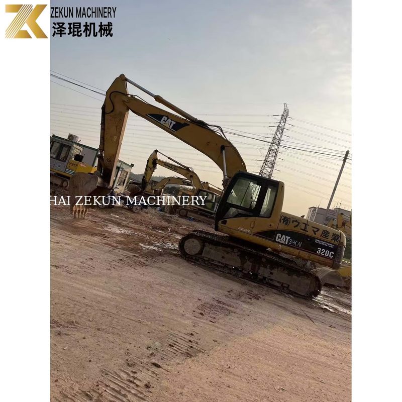 Excavateur de 20 tonnes CAT 320C utilisé et en bon état pour les besoins de vos clients