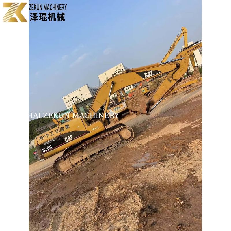 Excavateur de 20 tonnes CAT 320C utilisé et en bon état pour les besoins de vos clients