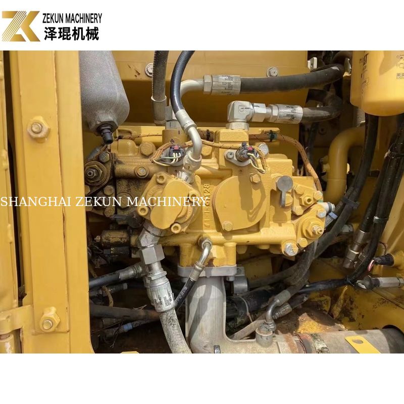 Excavatrice Cat 313 d'occasion de 13 tonnes Équipement de construction routière de 0,65 m3 de capacité de seau