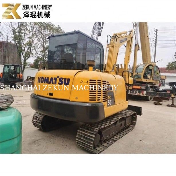 Mini-excavatrice Komatsu PC56-7 avec un poids de fonctionnement de 5 tonnes et un moteur diesel durable