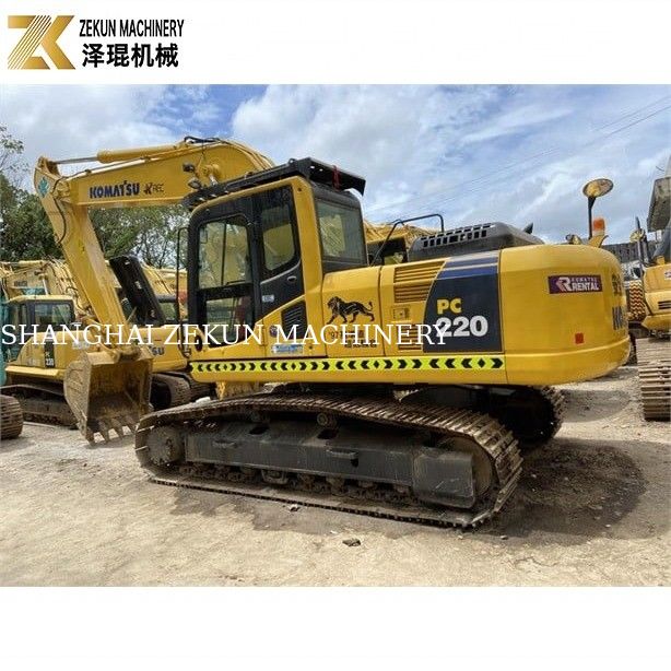 Excavatrice utilisée Komatsu PC 220 PC220-8 avec moteur japonais authentifié