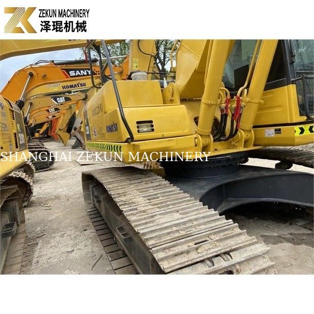 Excavatrice utilisée Komatsu PC 220 PC220-8 avec moteur japonais authentifié