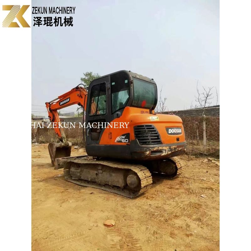 Excavatrice utilisée Doosan DX60-7 DX60-9 6T de Corée
