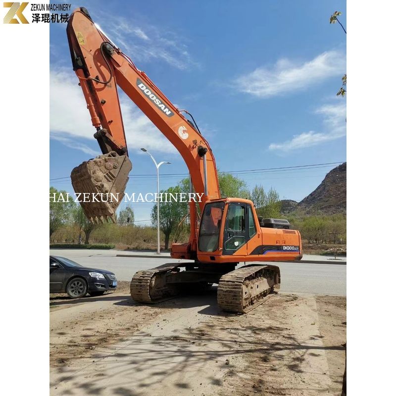 DH300-7 Excavateur Doosan d'occasion cylindre hydraulique de 30 tonnes pour l'exploitation minière