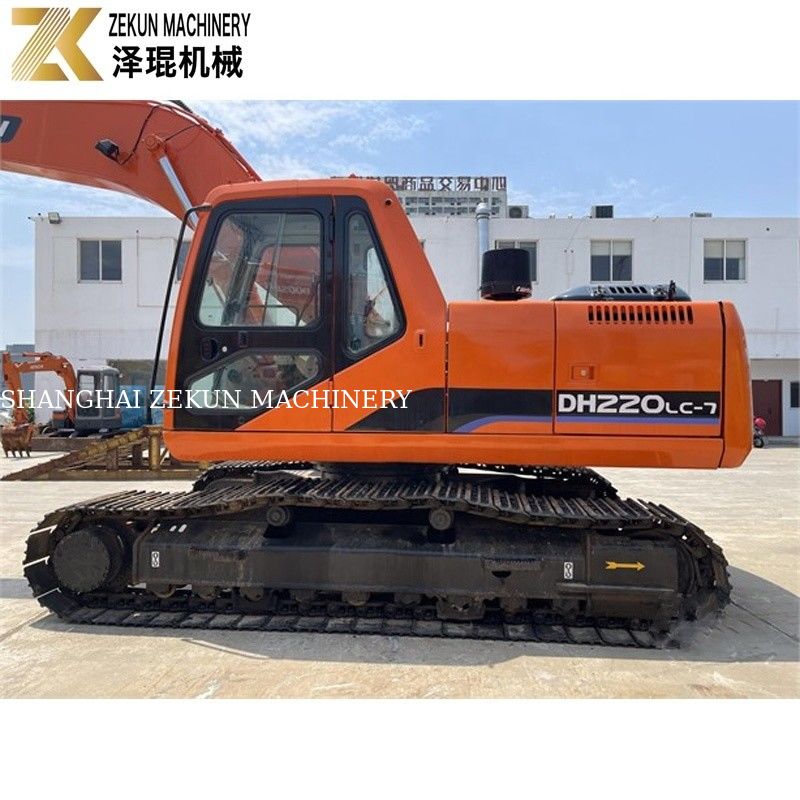 Excavateur de terre d'occasion de 22 tonnes Doosan 220 Excavateur DH220LC-7 Moteur 21400 K