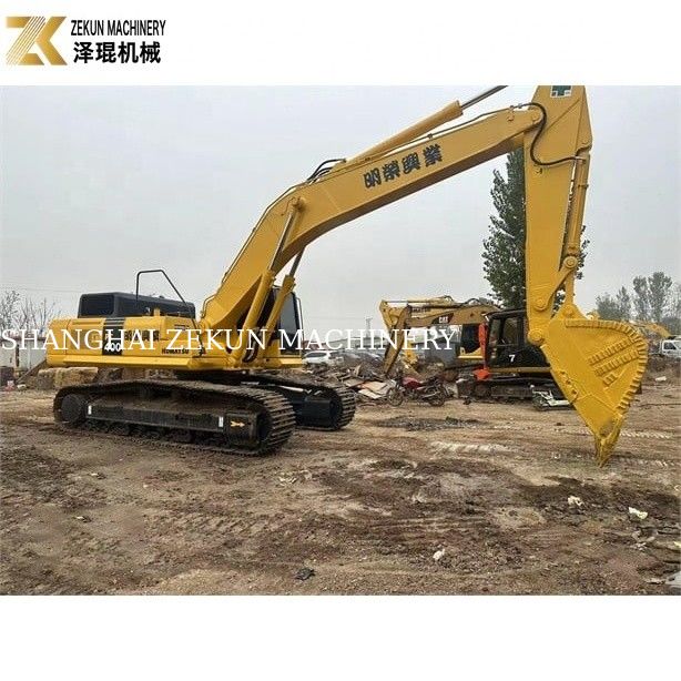 1Excavateur hydraulique à rouleaux à seau de.9m3 utilisé par Komatsu PC400-7 pour un fonctionnement en douceur