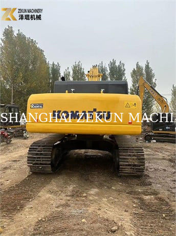 1Excavateur hydraulique à rouleaux à seau de.9m3 utilisé par Komatsu PC400-7 pour un fonctionnement en douceur