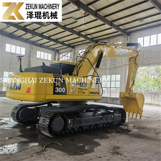 32 tonnes 1,8 m3 chargeurs à roues usagés KOMATSU PC 300-7LC HD 6LE LC-8
