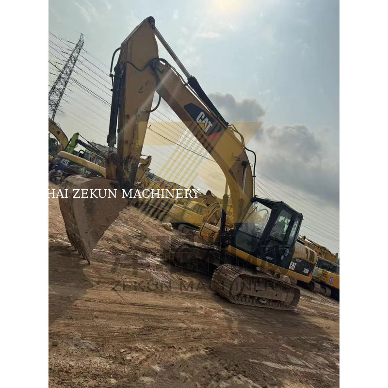 Excavateur Cat 320D d'occasion au Japon avec 20000 kg de poids de la machine en bon état