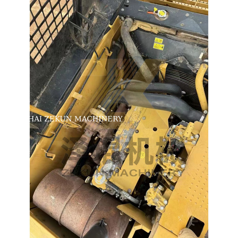 Excavateur Cat 320D d'occasion au Japon avec 20000 kg de poids de la machine en bon état