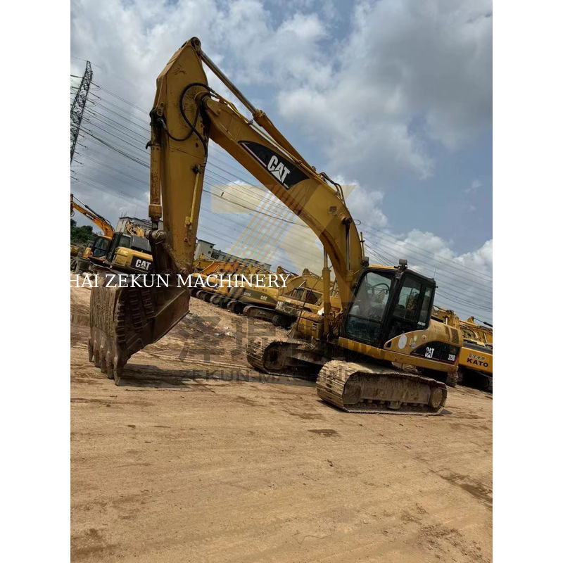 Excavateur Shantui Kato d'occasion de 20 tonnes 320D avec une capacité de seau de 1M3 à Shanghai