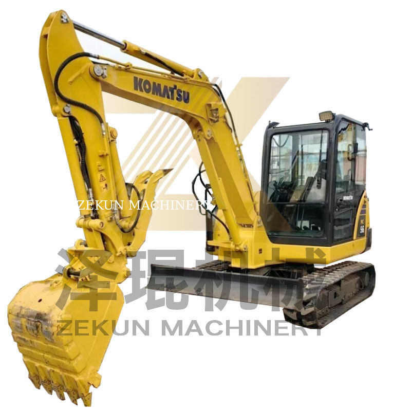 Excavateur Komatsu PC56 d'occasion avec une capacité de seau de 0,2 m3 et 0-2000 heures de travail