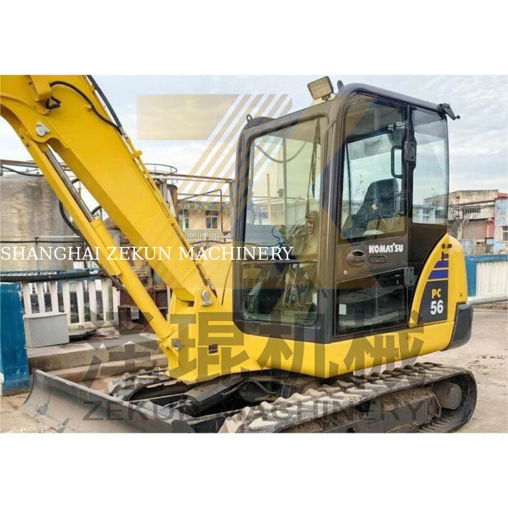 Excavateur Komatsu PC56 d'occasion avec une capacité de seau de 0,2 m3 et 0-2000 heures de travail