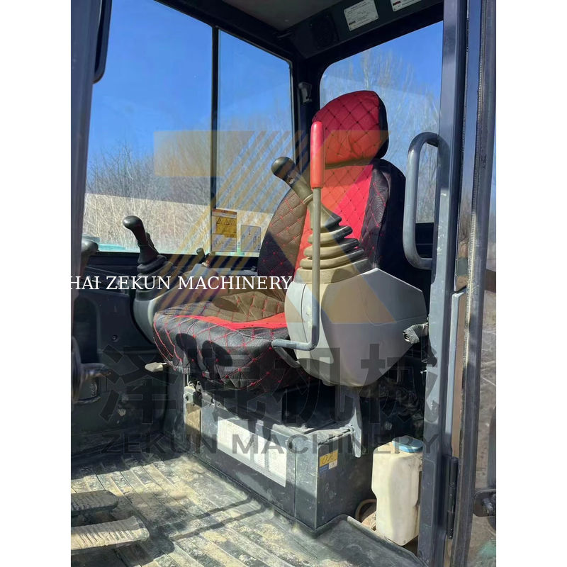 6 tonnes utilisées Kobelco SK60-3/5/8/10 mini-pelée avec moteur Yanmar en bon état