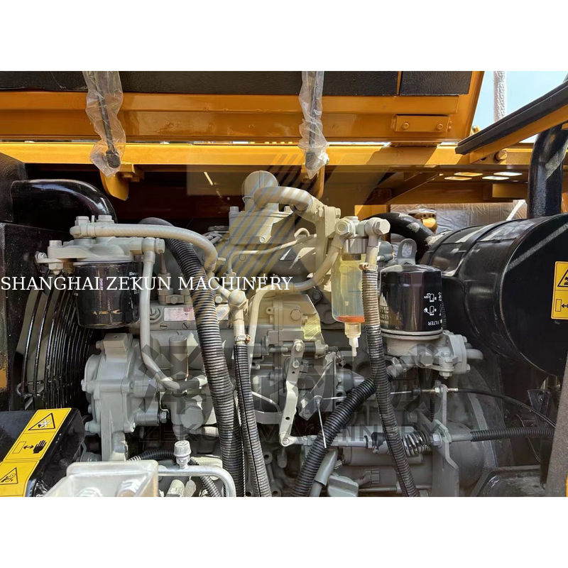 Excavateur Sany 75 C Pro d'occasion avec cylindre hydraulique original et moteur ISUZU