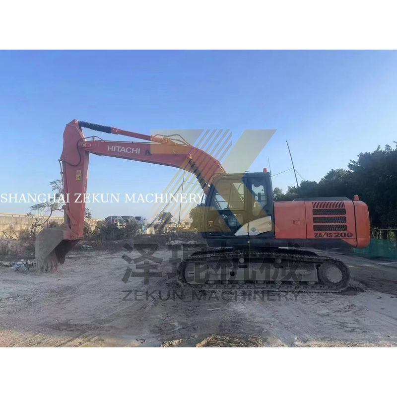 Hitachi ZX200-5G Excavator d'occasion du Japon avec 20 tonnes de poids de fonctionnement et cylindre