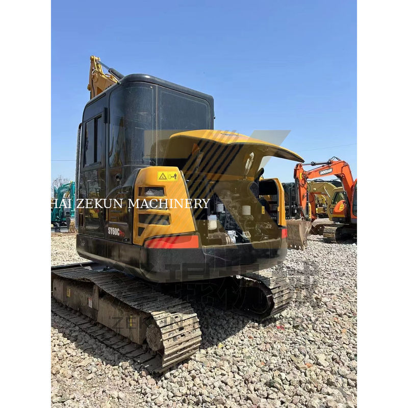 Autres excavatrices utilisées à Shanghai 6000 kg Poids de la machine et cylindre hydraulique