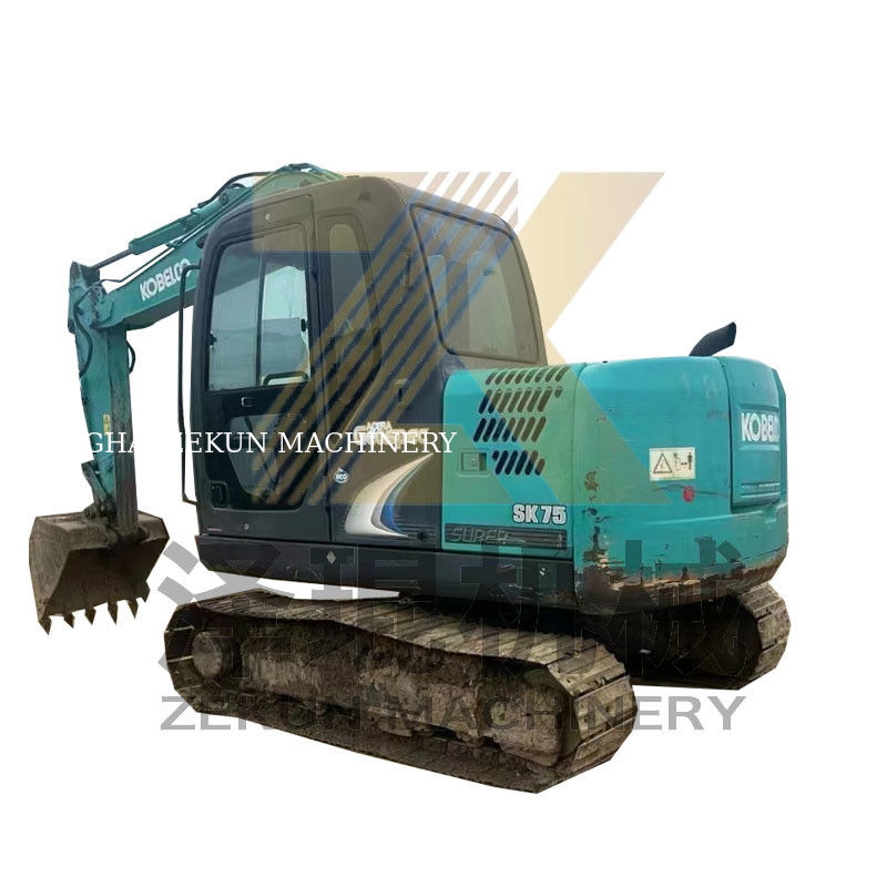 0.4m3 Capacité de seau 2017 Excavateur Kobelco 907 E307D Sk75 Sk75-11 à Shanghai