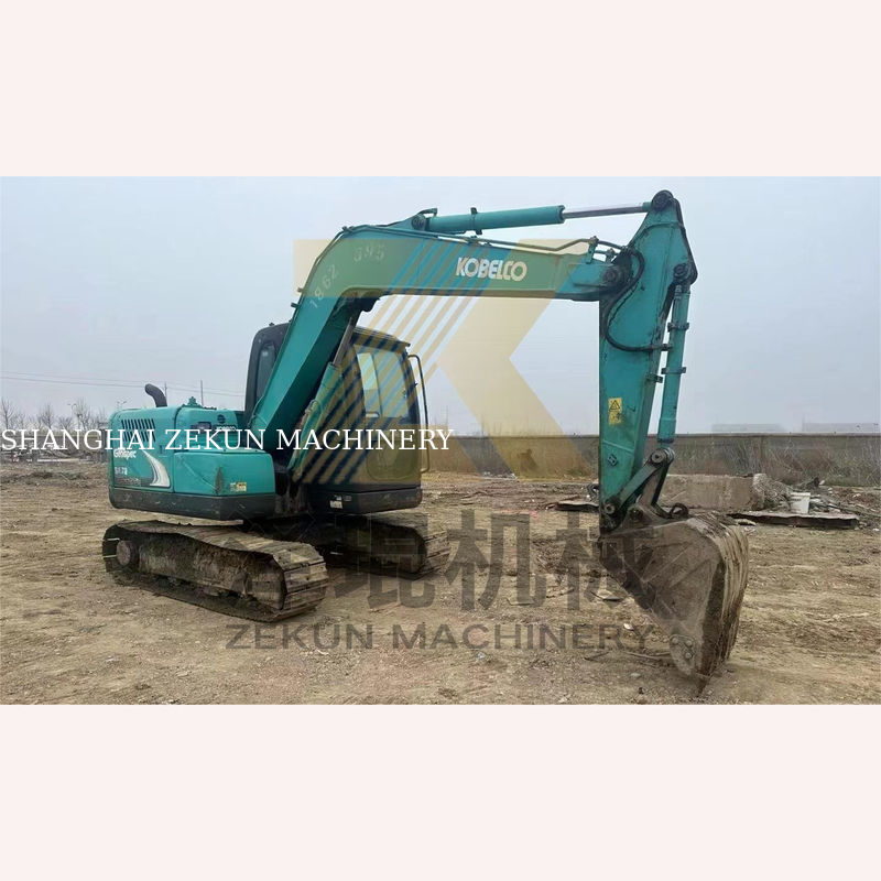 0.4m3 Capacité de seau 2017 Excavateur Kobelco 907 E307D Sk75 Sk75-11 à Shanghai