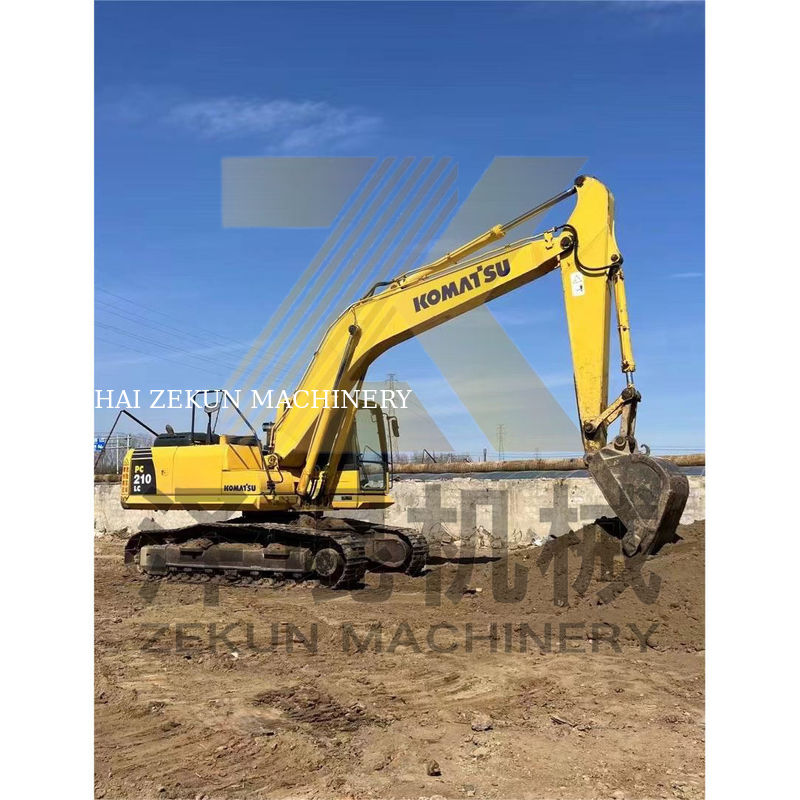 PC210-8 PC210-8M0 Excavatrice de 21 tonnes à Shanghai avec 4001 à 6000 heures de travail