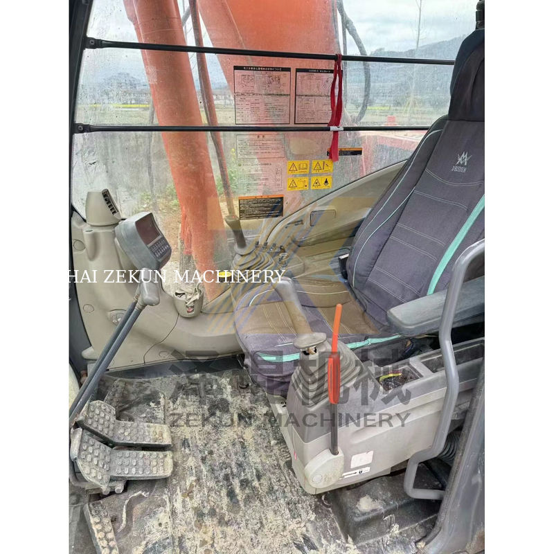 Hitachi ZX200-3 Crawler Excavator avec moteur ISUZU 6500 heures de travail à Shanghai