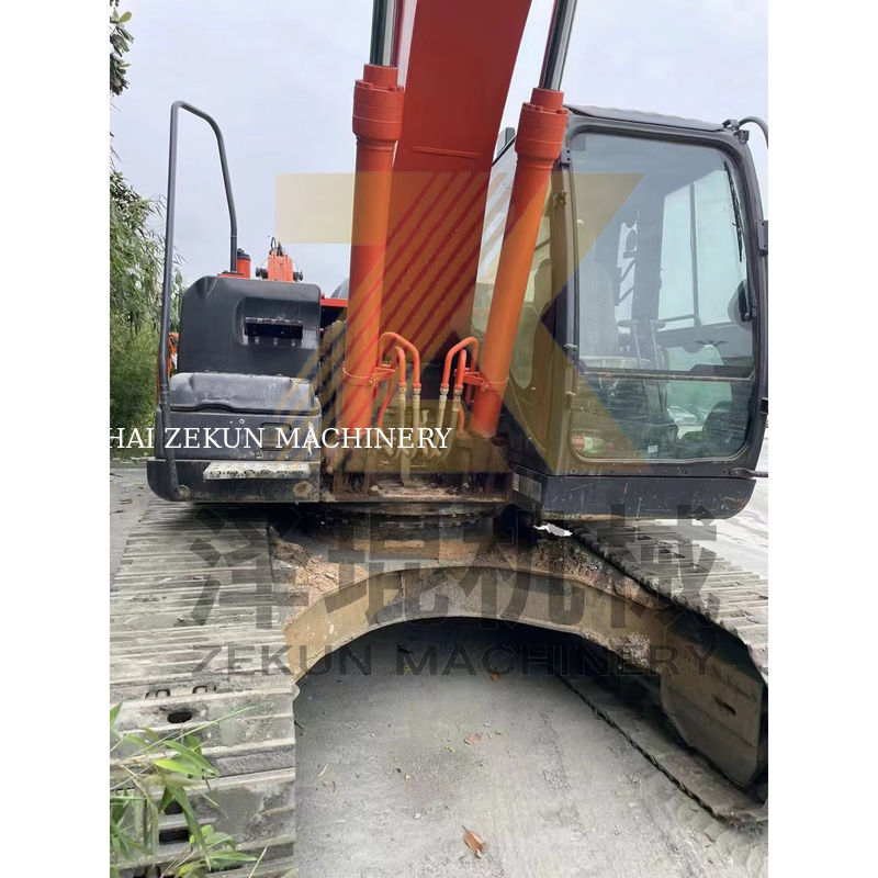 Excavateur d'occasion Hitachi ZX200-3 en bon état