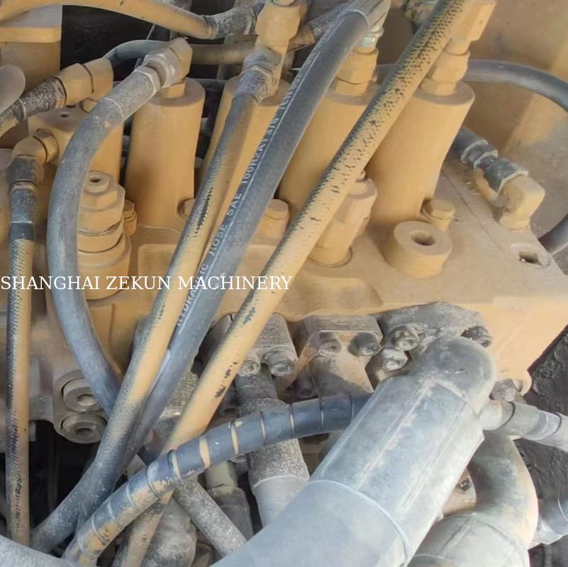 Système entièrement hydraulique utilisé CAT320C Excavateur haute puissance de creusement pour votre entreprise