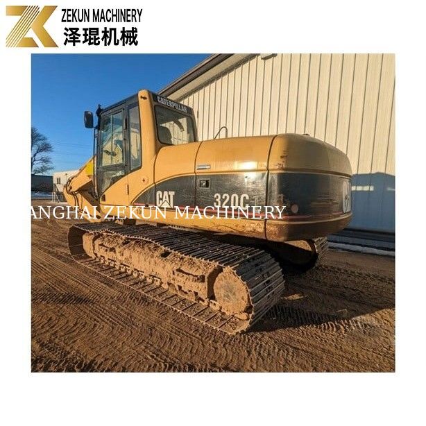 Excavateur Cat 320 D2 à moteur et pompe hydraulique 4000 heures de travail