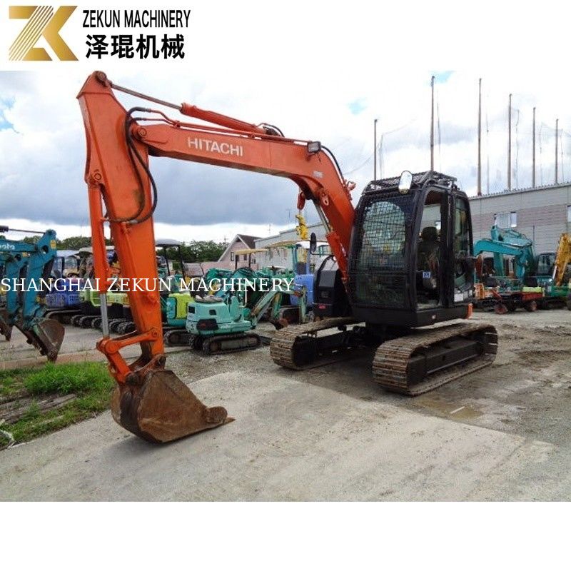 Le Japon a importé 7,5 tonnes d'excavatrice utilisée Hitachi ZX75 moteur Isuzu ZX75US-A pour l'agriculture