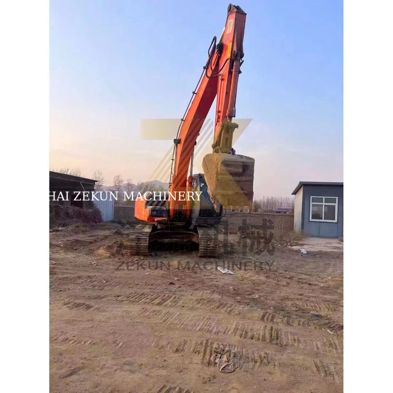 95% Excavateur Hitachi ZX200-6 utilisé pour les opérations et les tâches des machines de construction
