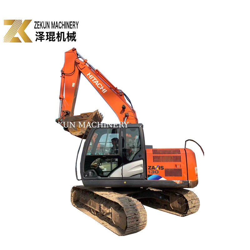 Excavateur Hitachi ZX 130-5A Benne avec moteur d'origine et temps de travail réduit