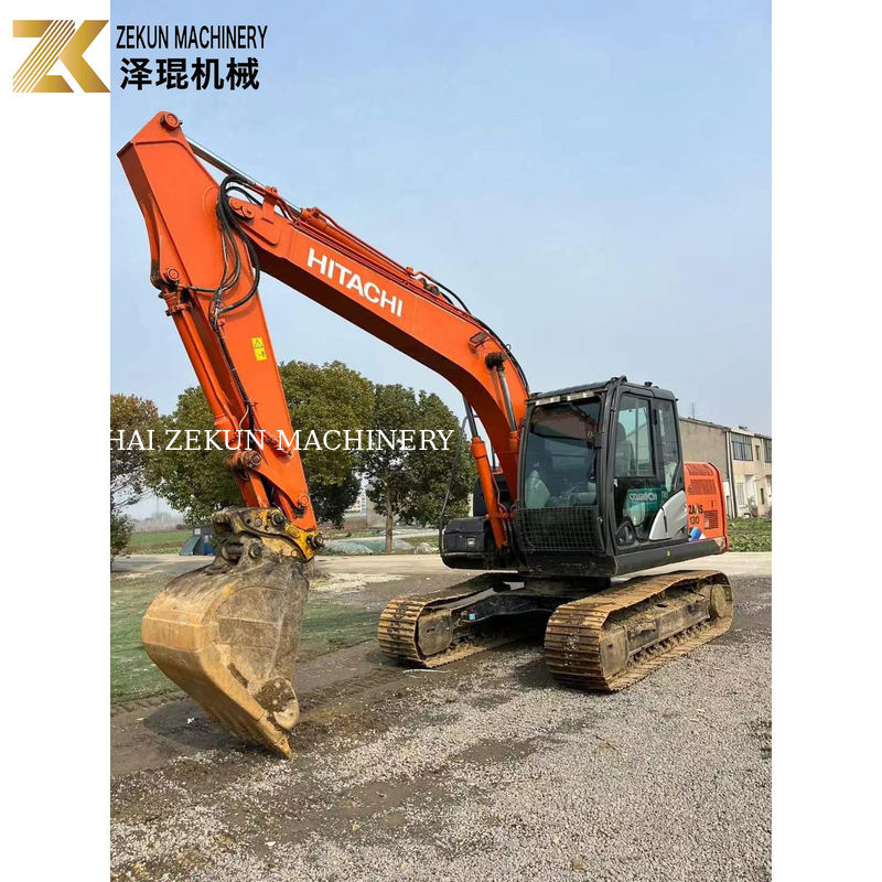 Excavateur Hitachi ZX 130-5A Benne avec moteur d'origine et temps de travail réduit