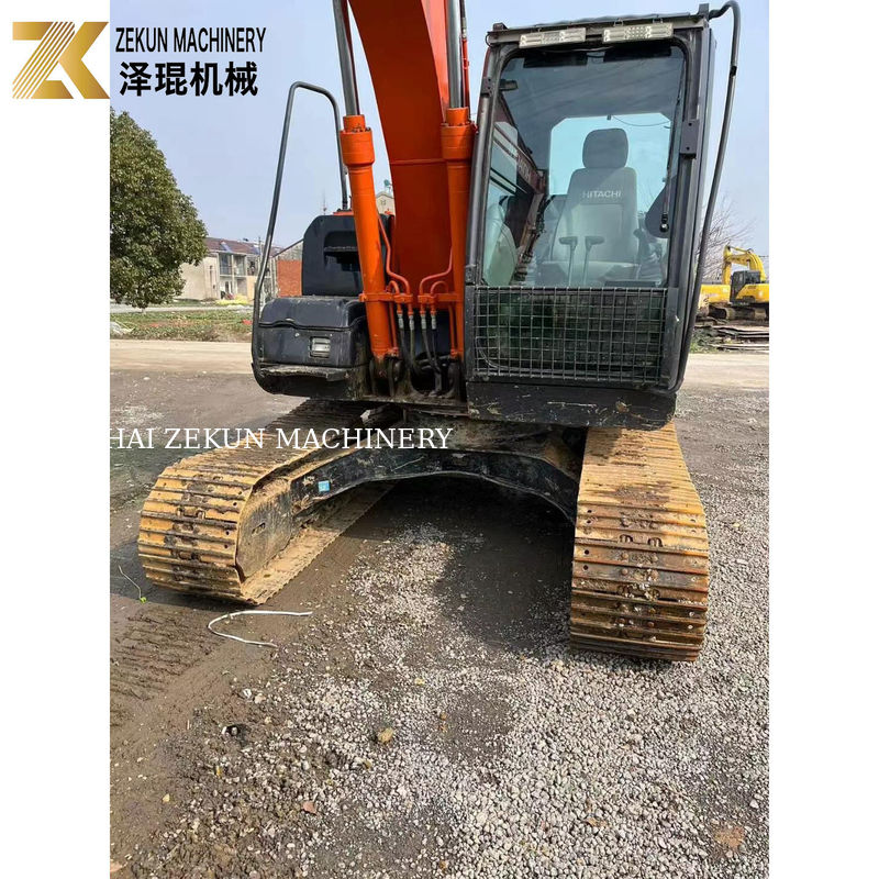 Excavateur Hitachi ZX 130-5A Benne avec moteur d'origine et temps de travail réduit