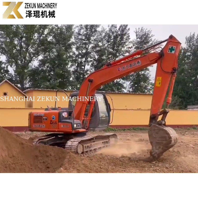 Une excavatrice rétro Zasis 120 M-3 5 pouces avec 6001-8000 heures de travail