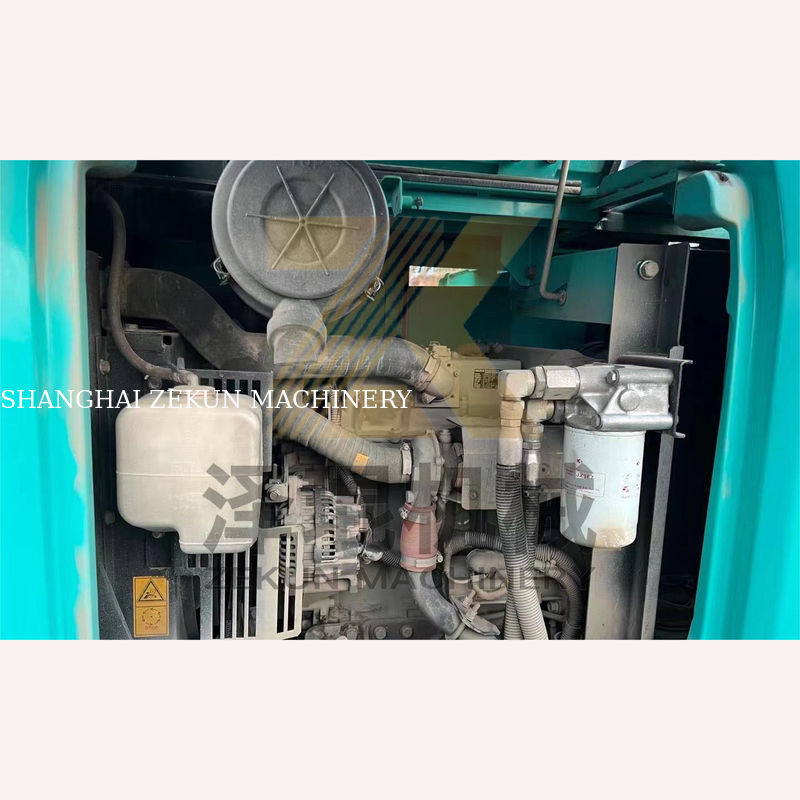 Excavateur KOBELCO SK75-8 d'occasion en excellent état à vendre à Shanghai