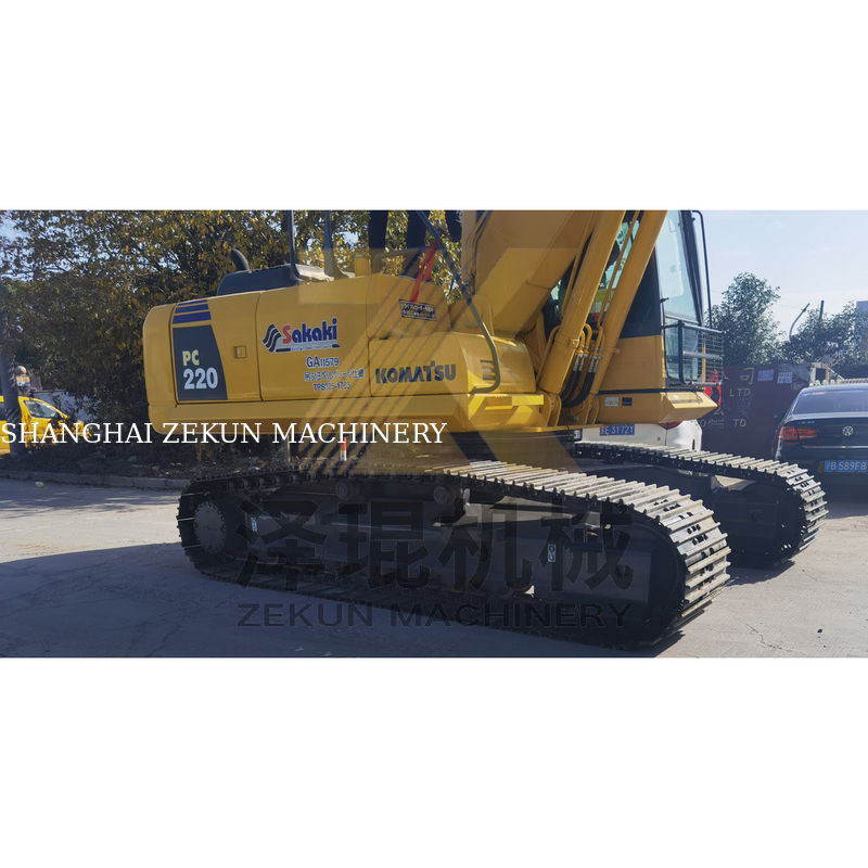 Une bonne affaire sur Komatsu PC220-22TON Excavateur avec 1170 heures de travail Ne manquez pas