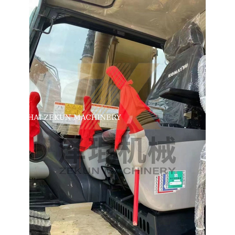 Utilisée Komatsu PC200-8 PC200 Excavator Machine de déplacement de terre avec une capacité de seau de 0,8m3
