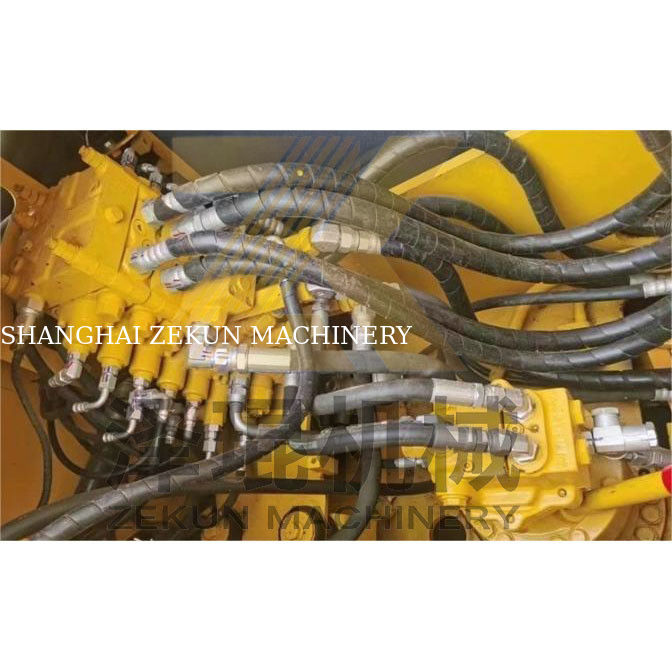 Excavateur Komatsu d'occasion PC120-6 PC130-7 PC128 13 Tonnes 12600 KG à Shanghai