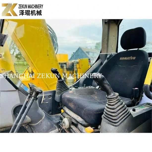 KOMATSU PC 138 US 8 Excavateur Conditions de travail robustes