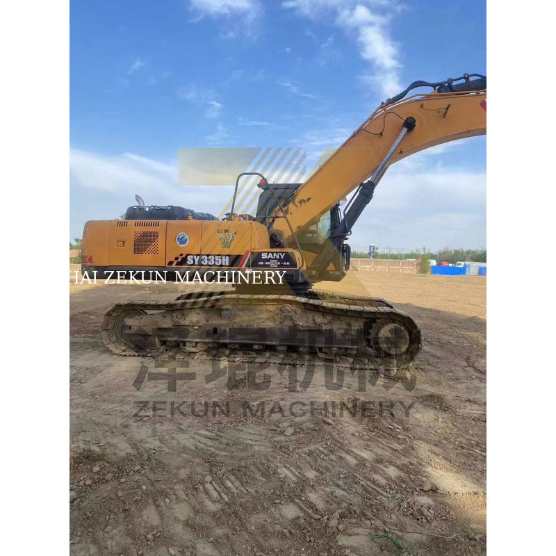 Autres soupapes hydrauliques utilisées dans la pelle Sany SY335 de 33 tonnes à Shanghai