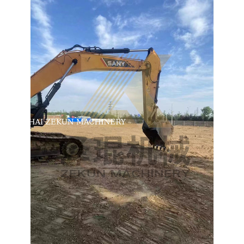 Autres soupapes hydrauliques utilisées dans la pelle Sany SY335 de 33 tonnes à Shanghai