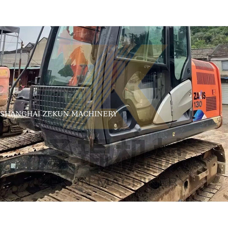 Vente directe au Japon Excavateur ZX130-5A d'occasion avec de faibles heures et une capacité de seau de 0,52 m3