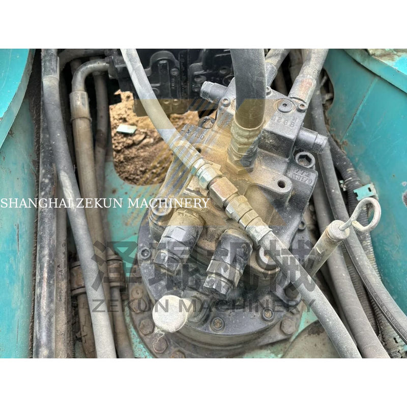 En bon état utilisée Kobelco SK210-8 Excavator Machine 21 TON à Shanghai avec 2020 HINO Année et moteur