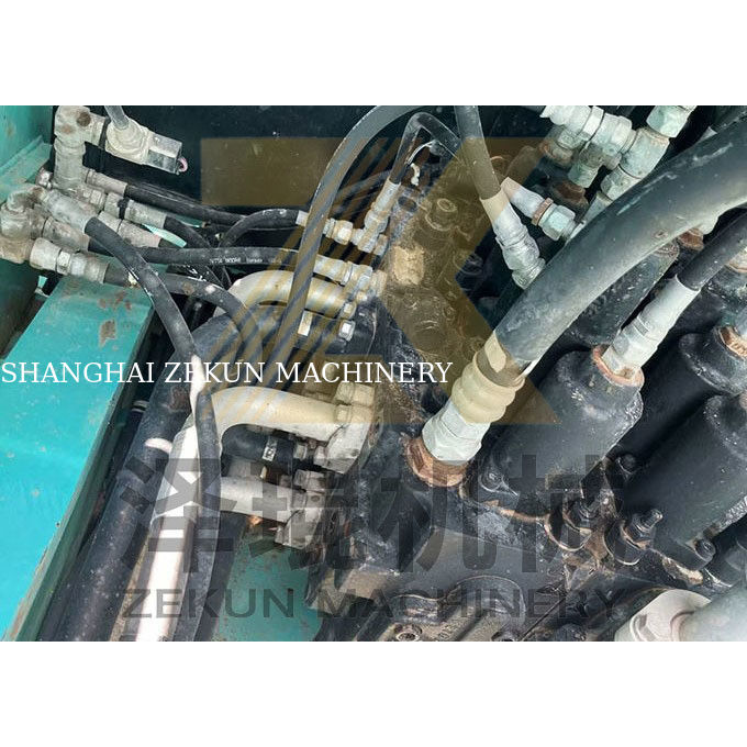 Autres pompes hydrauliques utilisées Kobelco SK200-8 Excavator et 20000 KG de poids de la machine