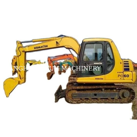 Excavateur Komatsu PC60-7 d'occasion originaire du Japon 2 tonnes Poids de fonctionnement Mini-excavateur d'occasion