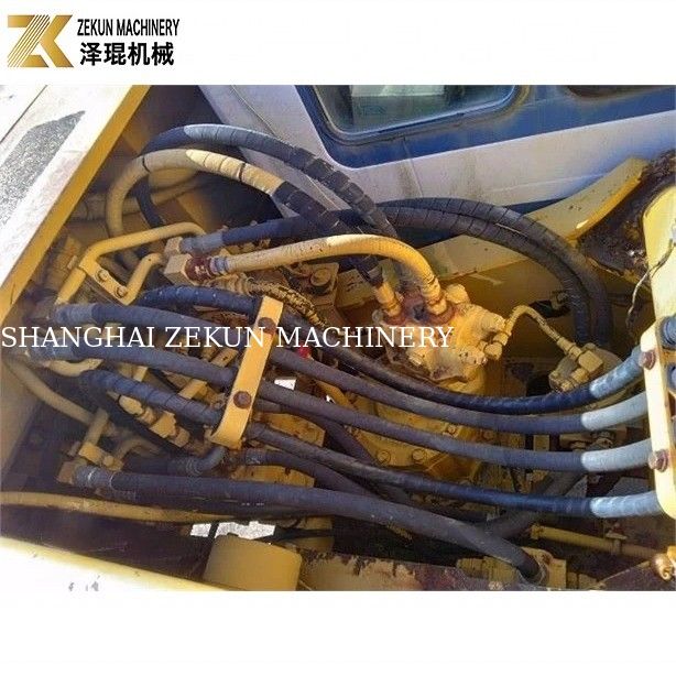 Petite excavatrice hydraulique avec 12800 kg de poids Komatsu PC 120-5 en bon état