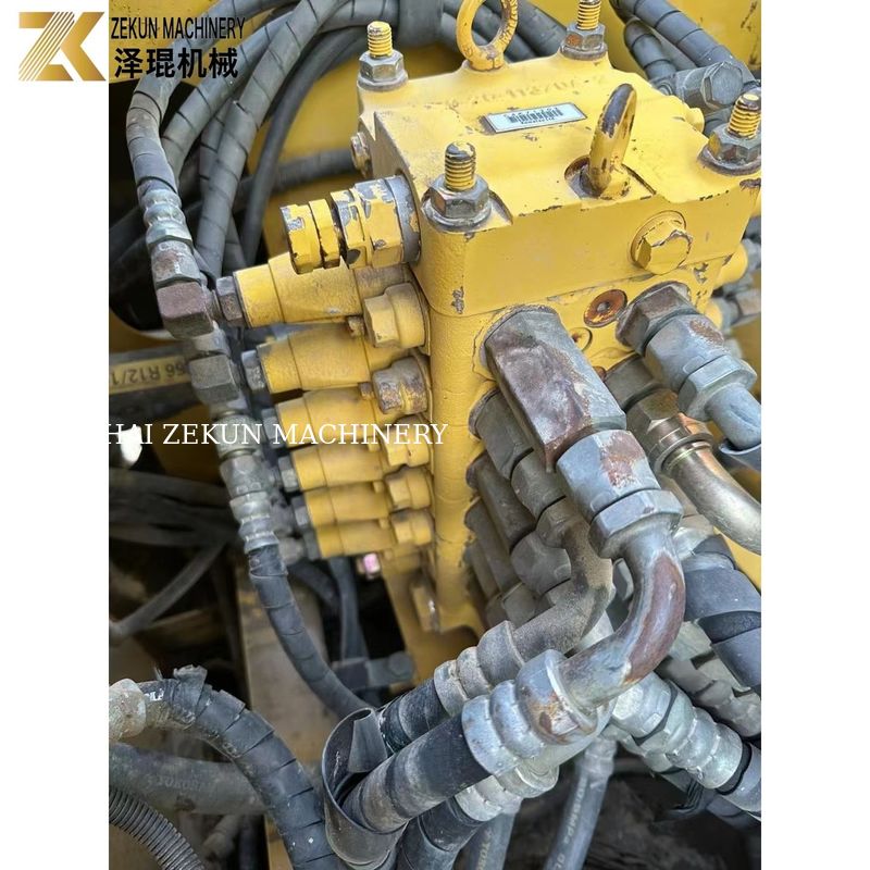 Excavateur à rouleaux de type mobile de 6 tonnes utilisé au Japon